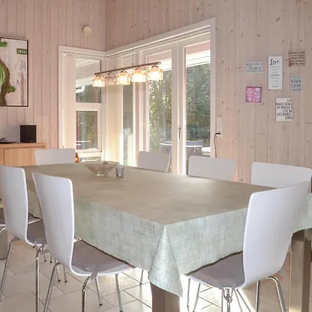 Vakantiehuis Gezellig Huis In Oksbøl Met Sauna *